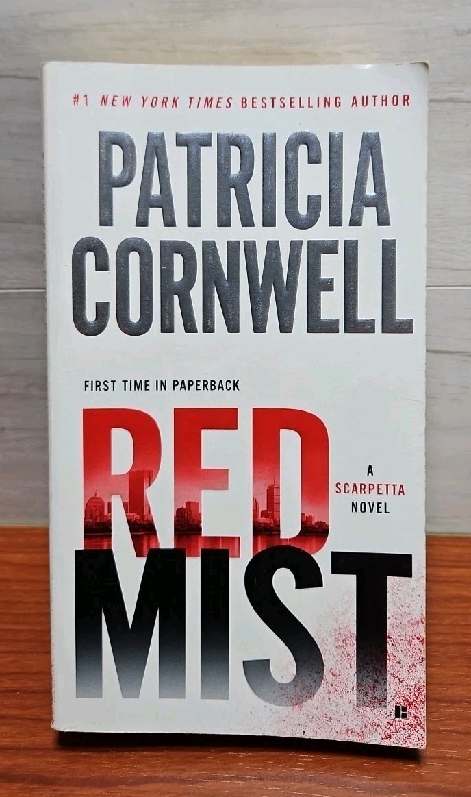 Patricia Cornwell Paperback Book Lot, Set Of 6 Books In Good Condition,Fast Ship