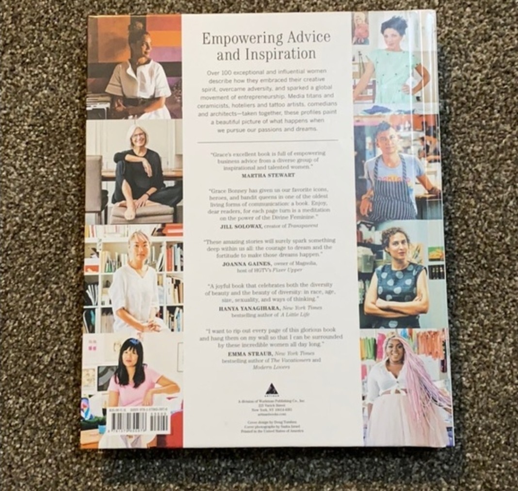 In the Company of Women : Inspiration and Advice from over 100 Makers, Artists,