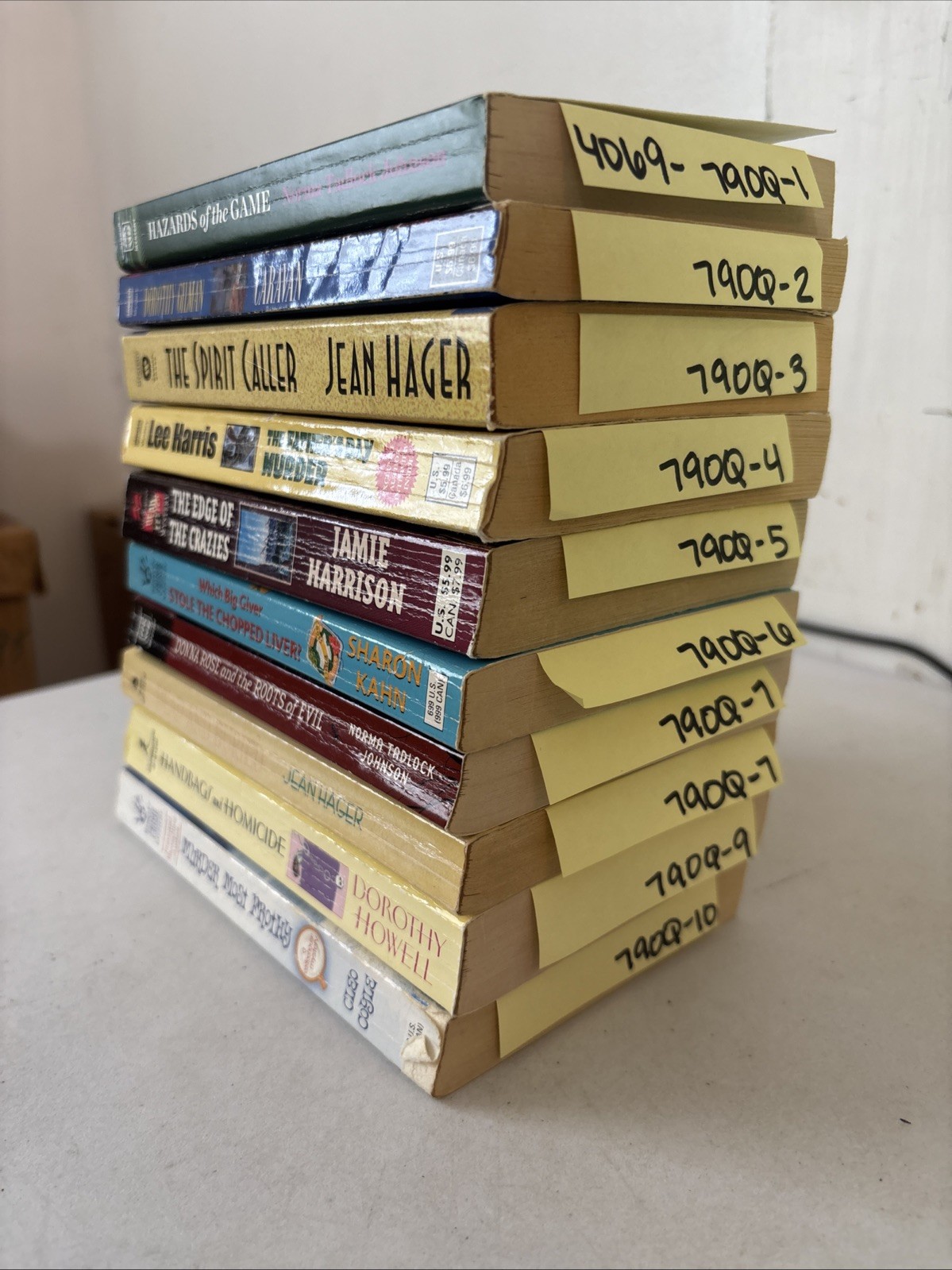 Lot of 10 – Cozy Mysteries – Mixed Authors – FREE SHIPPING
