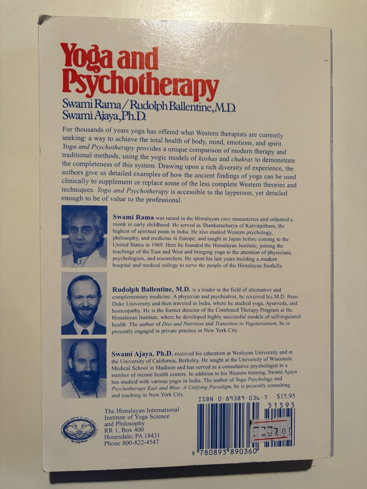 Popular Yoga Asanas by Swami Kuvalayananda (Hardcover)