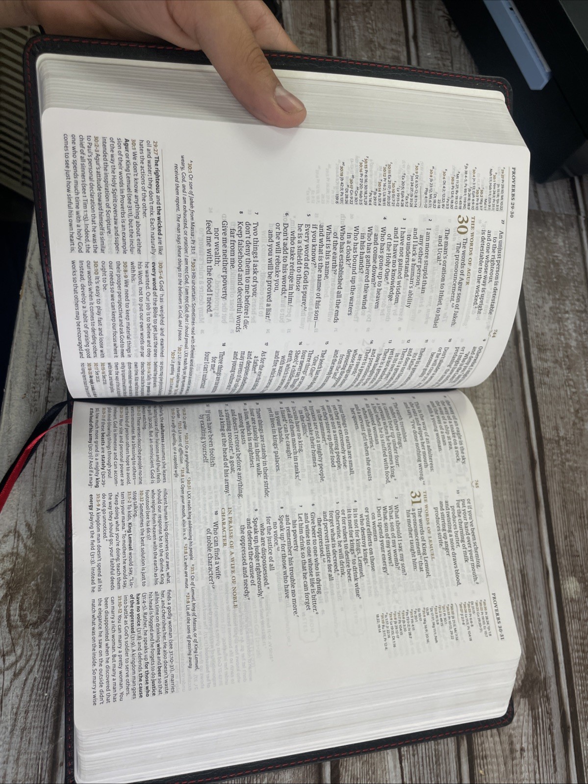 CSB Tony Evans Study Bible, Black Genuine Leather, Indexed : Advancing God’s…