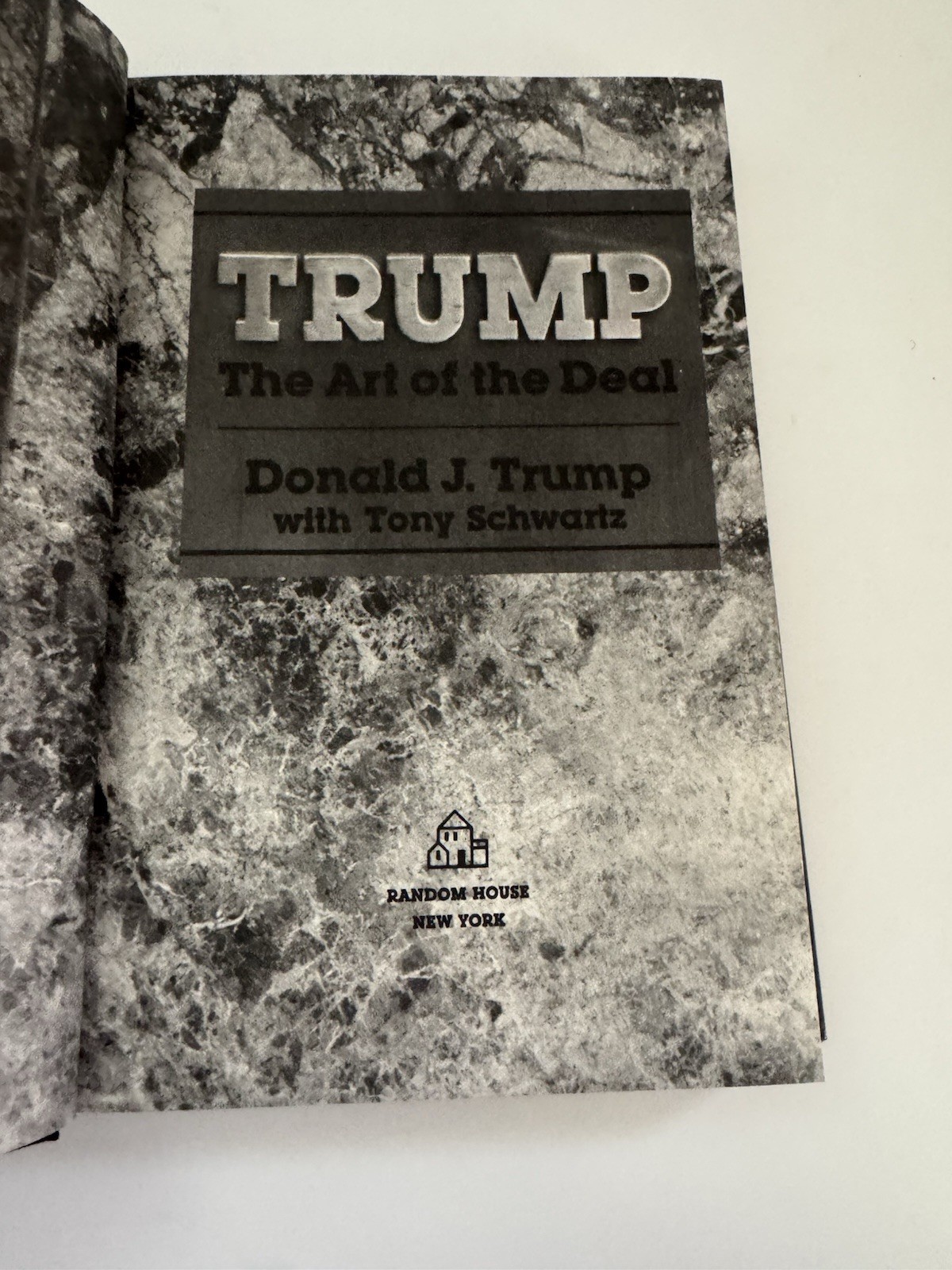 The Art of the Deal – Donald Trump (1987, Hardcover) First Edition/8th Print, VG