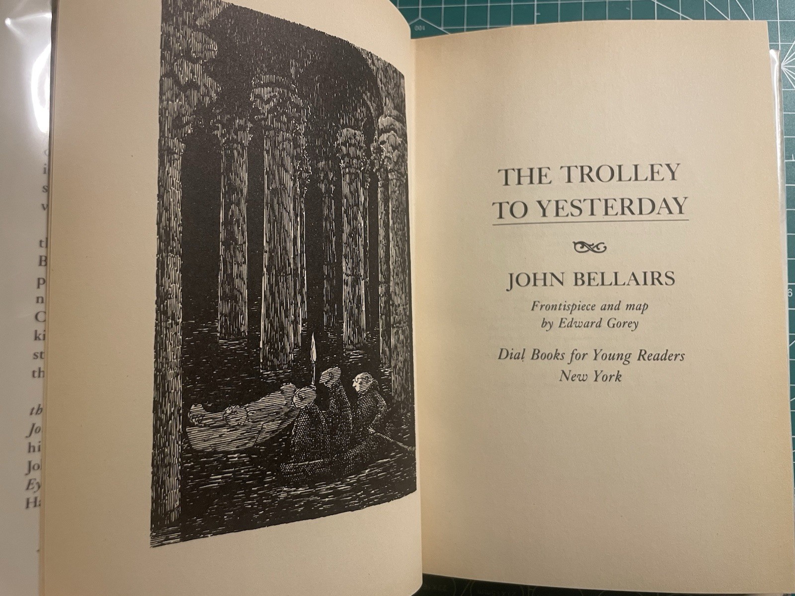 The Trolley to Yesterday John Bellairs Edward Gorey Art 1989 1st/1st HC DJ