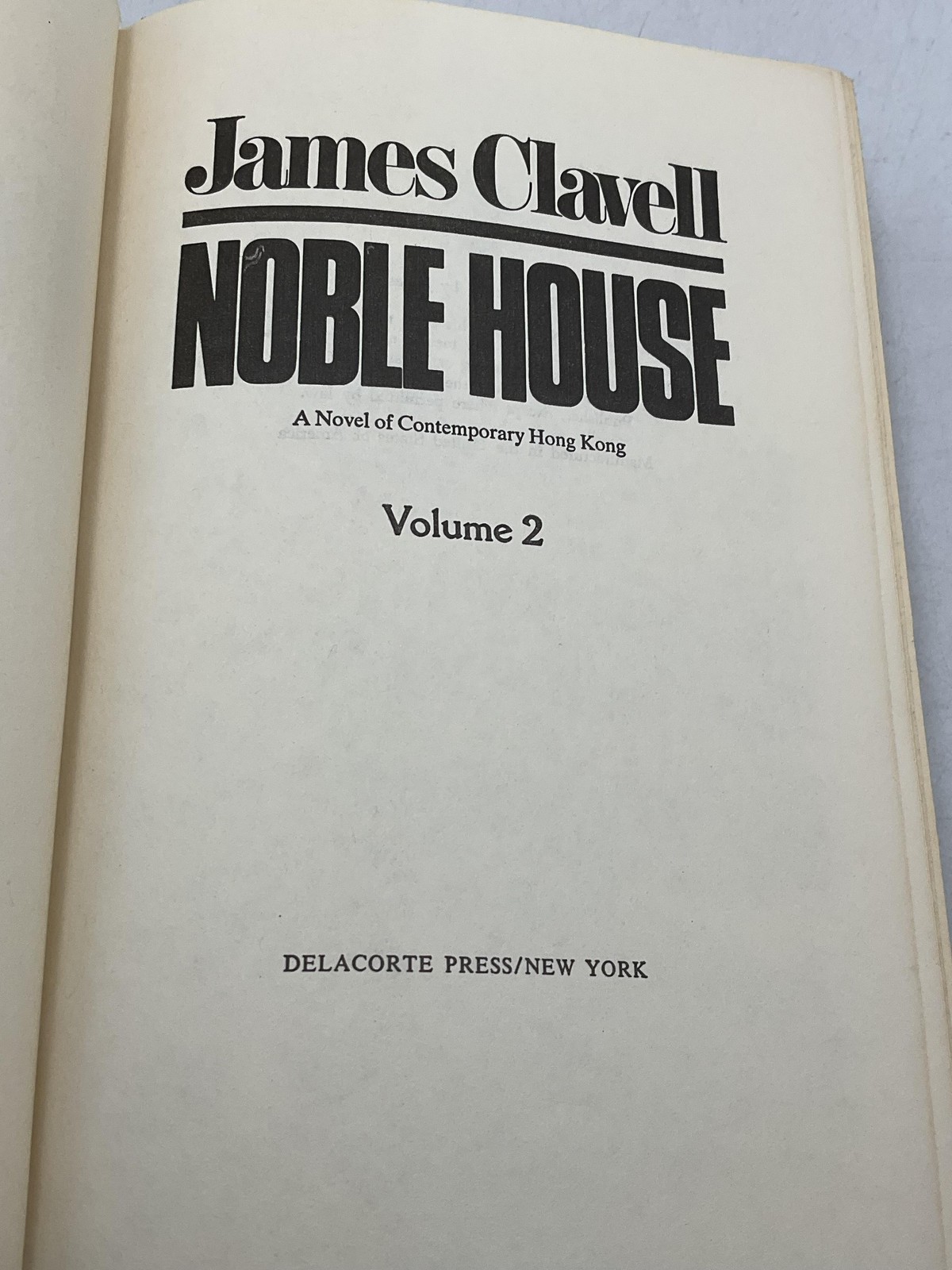 Noble House James Clavell 1981 Hardcover Delacorte Press Book Club Vols 1 & 2