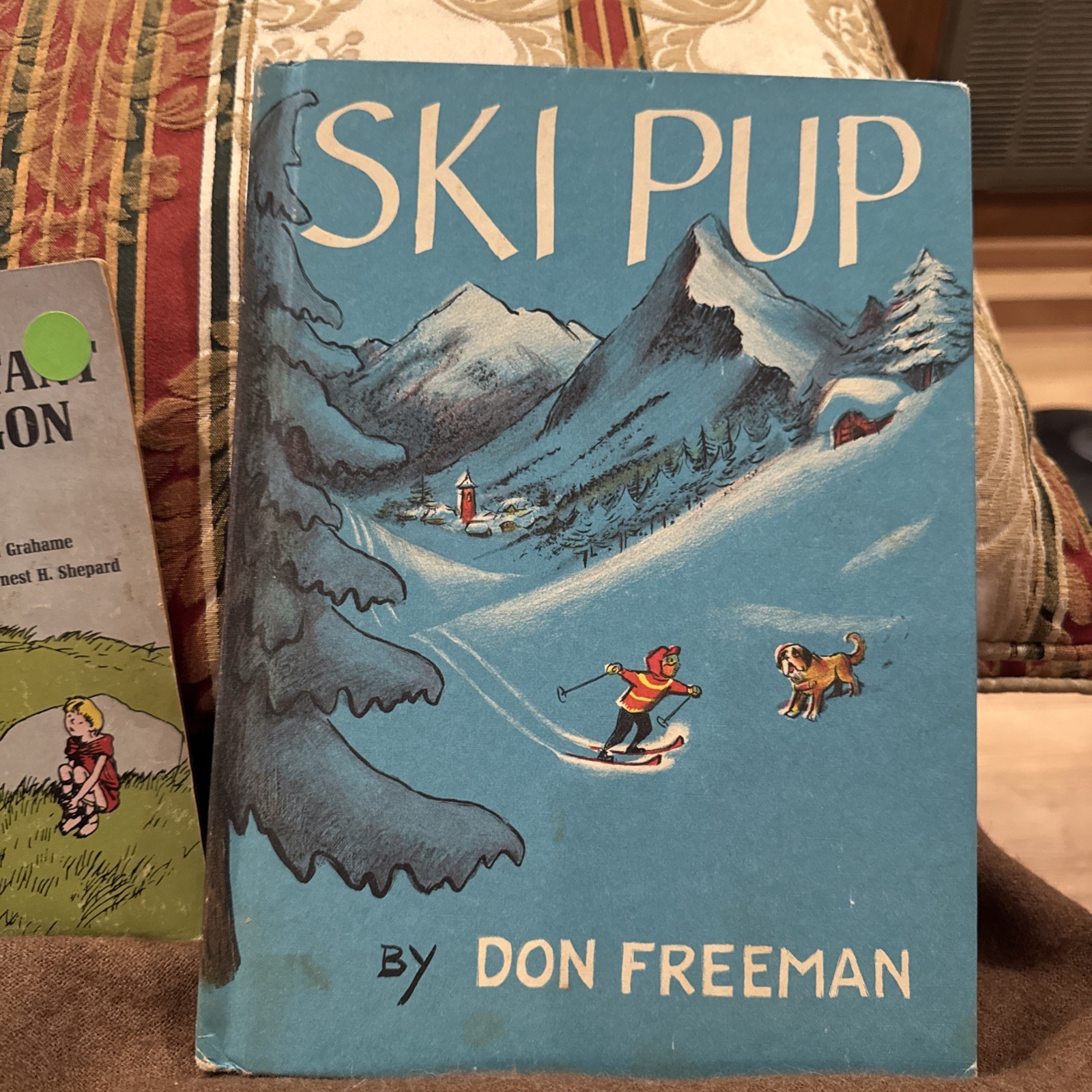 SKI PUP by Don Freeman Weekly Reader Book Club Edition 1963 Hardcover Used Plus