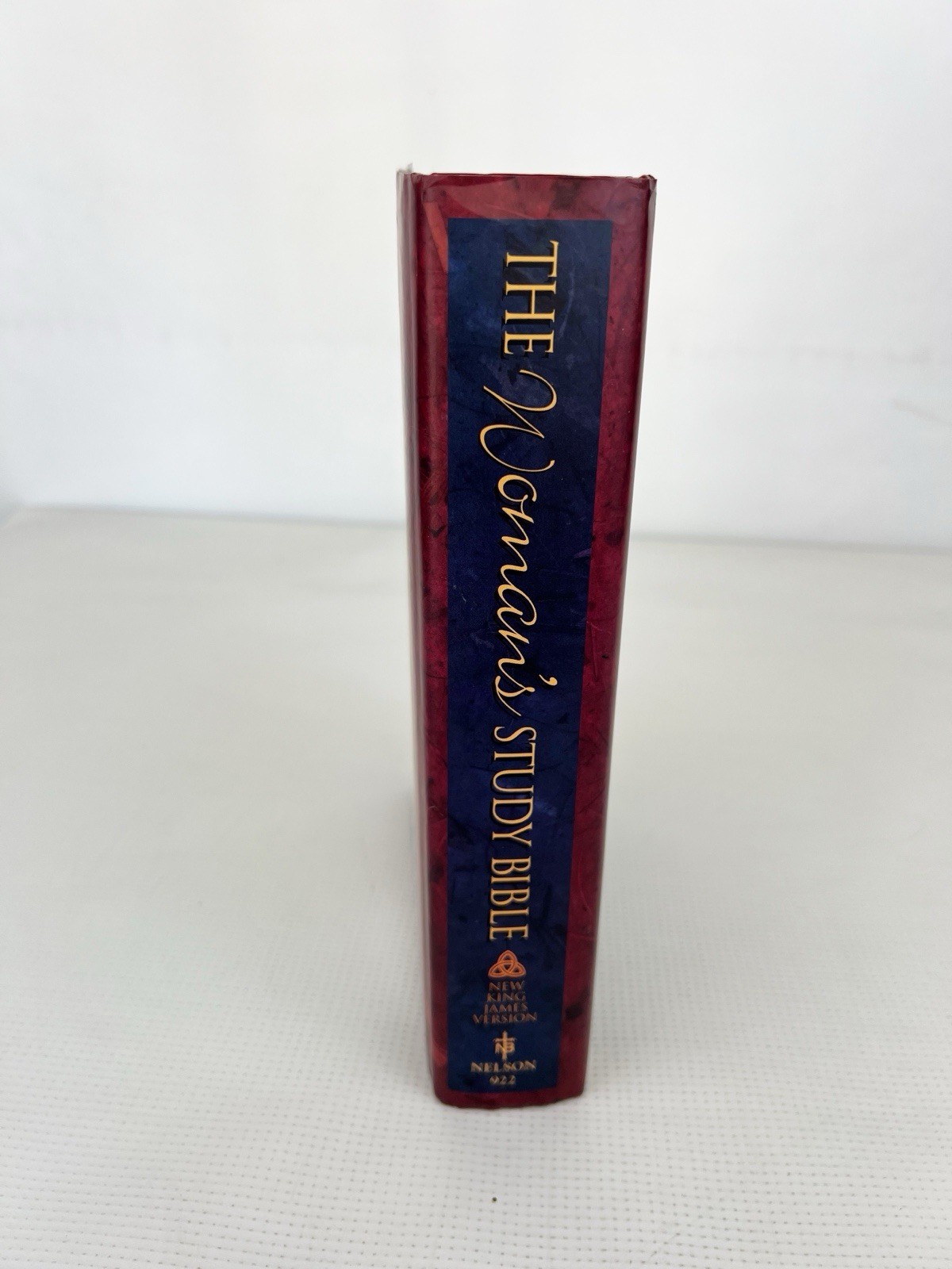 The Woman’s Study Bible Opening the Word of God to Women by Thomas Nelson
