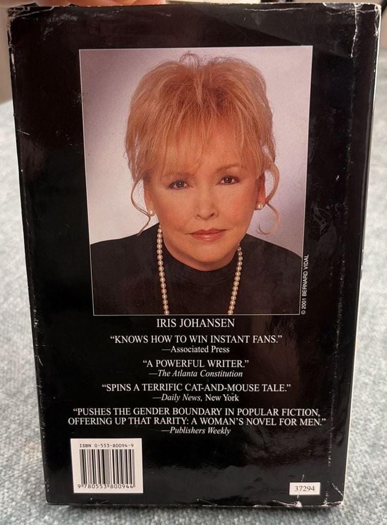 Final Target by Iris Johansen Hardcover Book