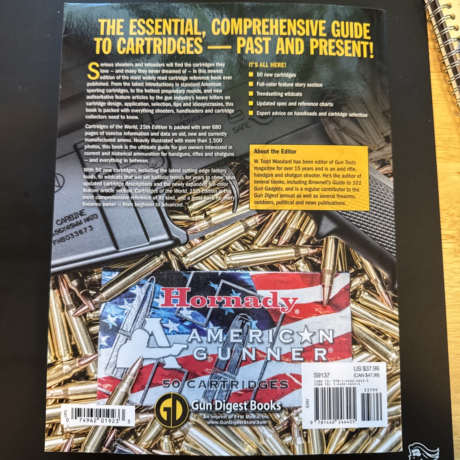 Cartridges of the World : A Complete and Illustrated Reference
