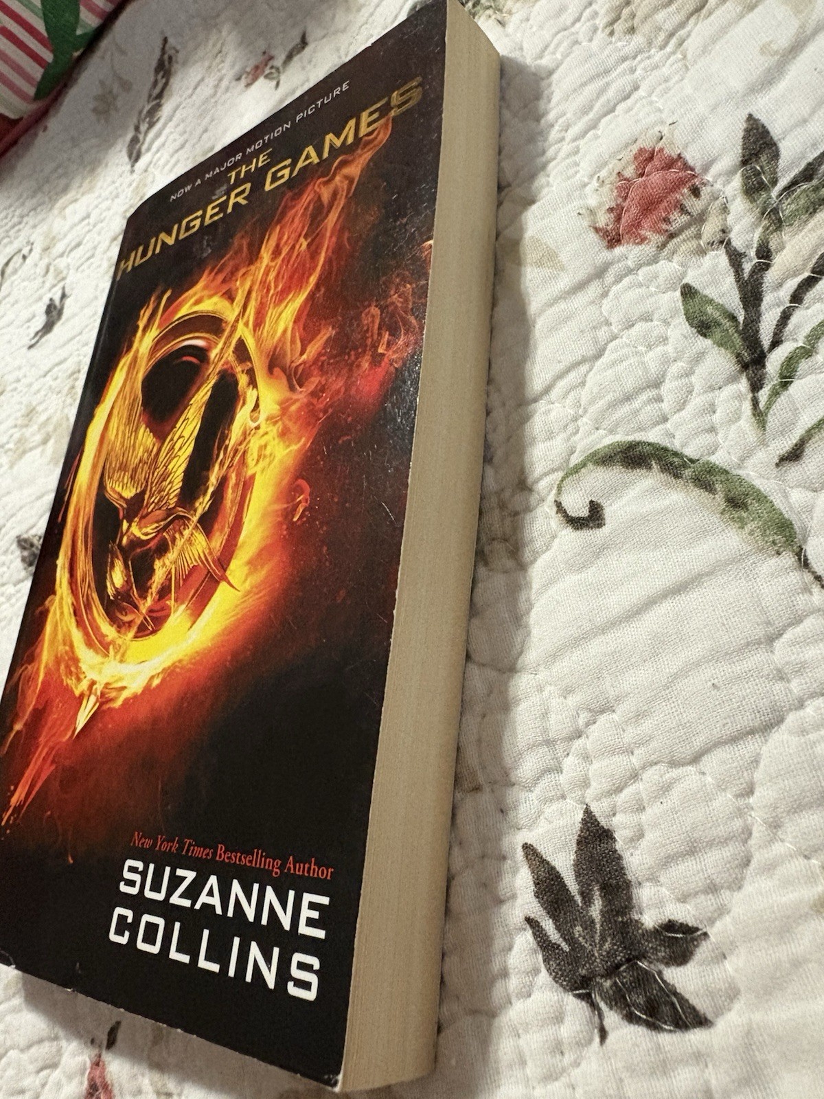 The Hunger Games by Suzanne Collins NY Times Bestselling Author Paperback Book 1