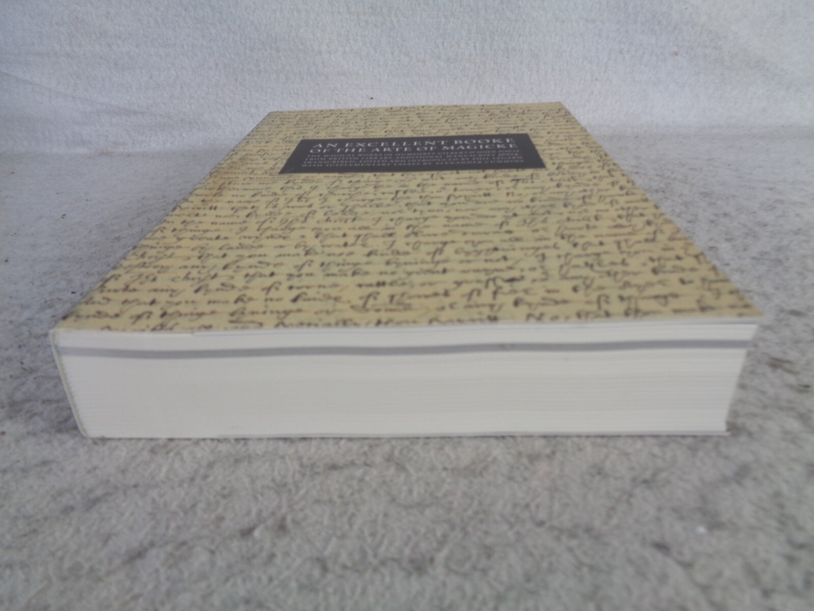 Excellent Booke Of The Arte Of Magicke Scarlet Imprint PB Bibliotheque Rouge