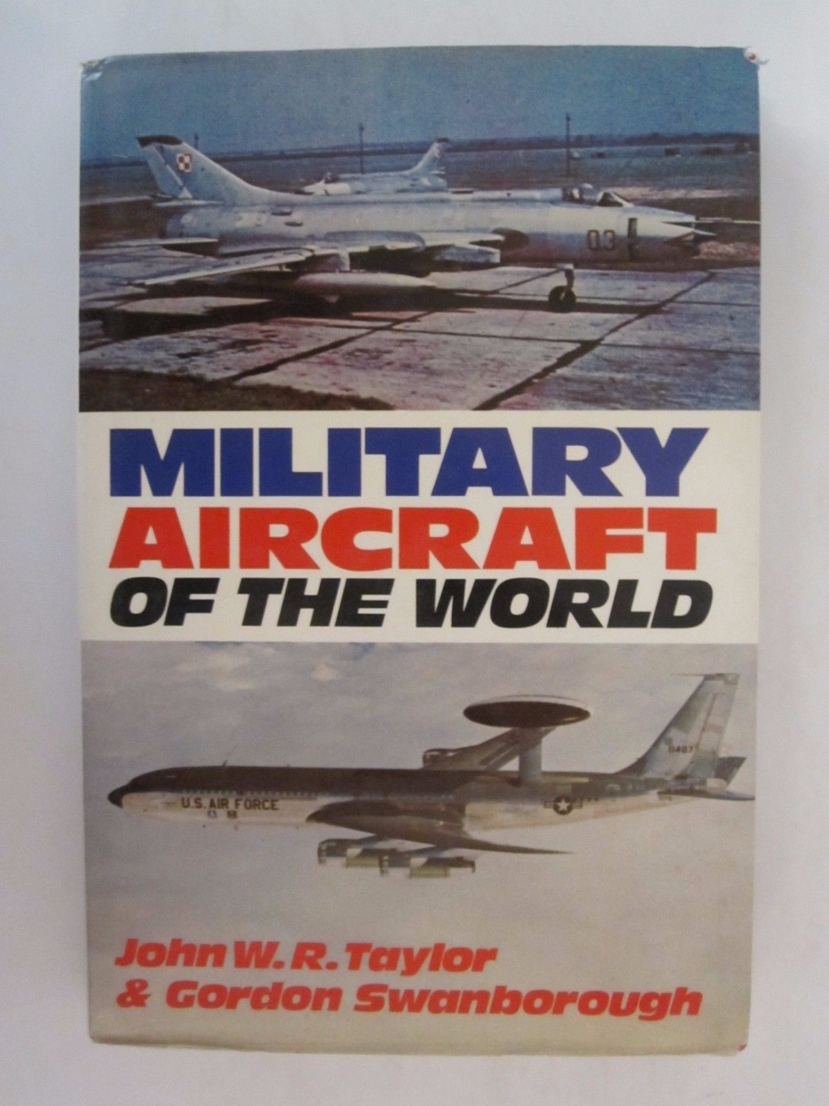 Military Aircraft of the World – 223 pages, BW Photos