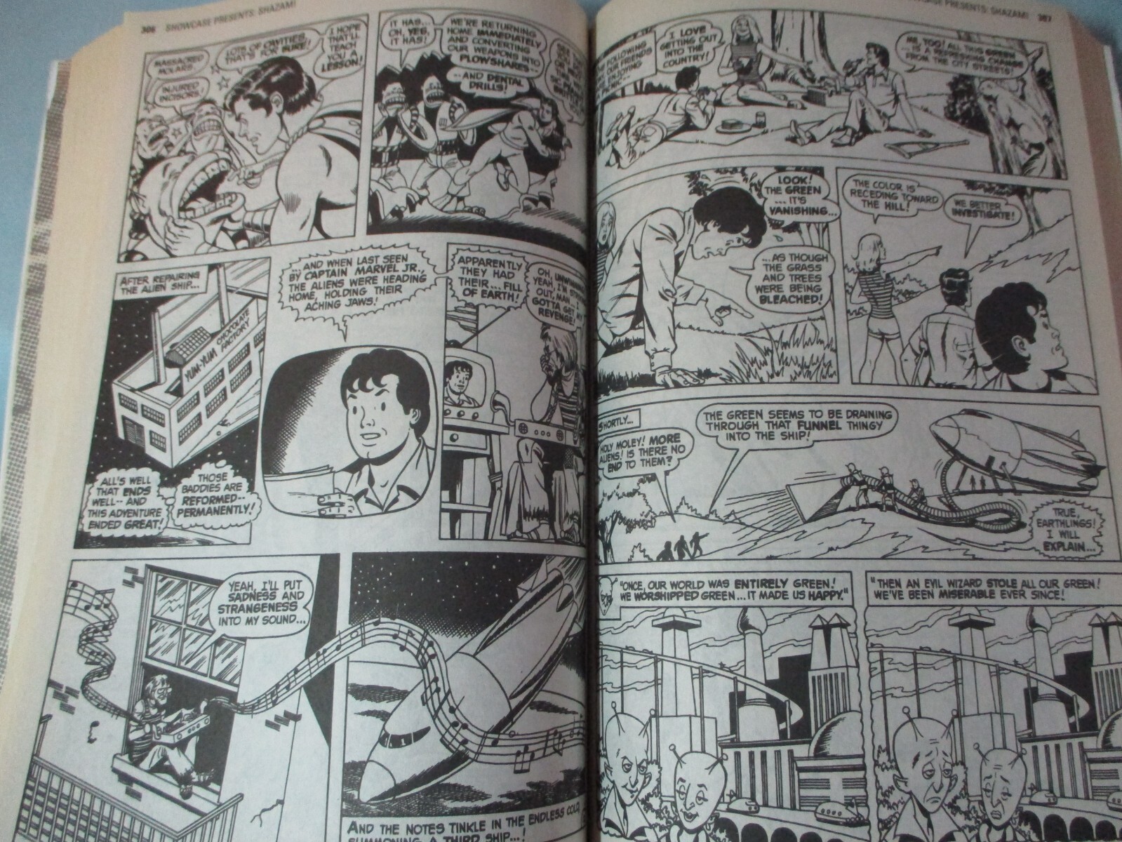 Shazam 500+ Pages of Comics DC Showcase Presents Volume 1 Paperback