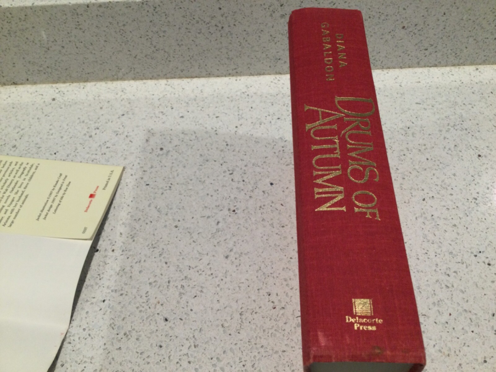 Diana Gabaldon DRUMS OF AUTUMN Outlander Series 1997 1st American ed HCDJ