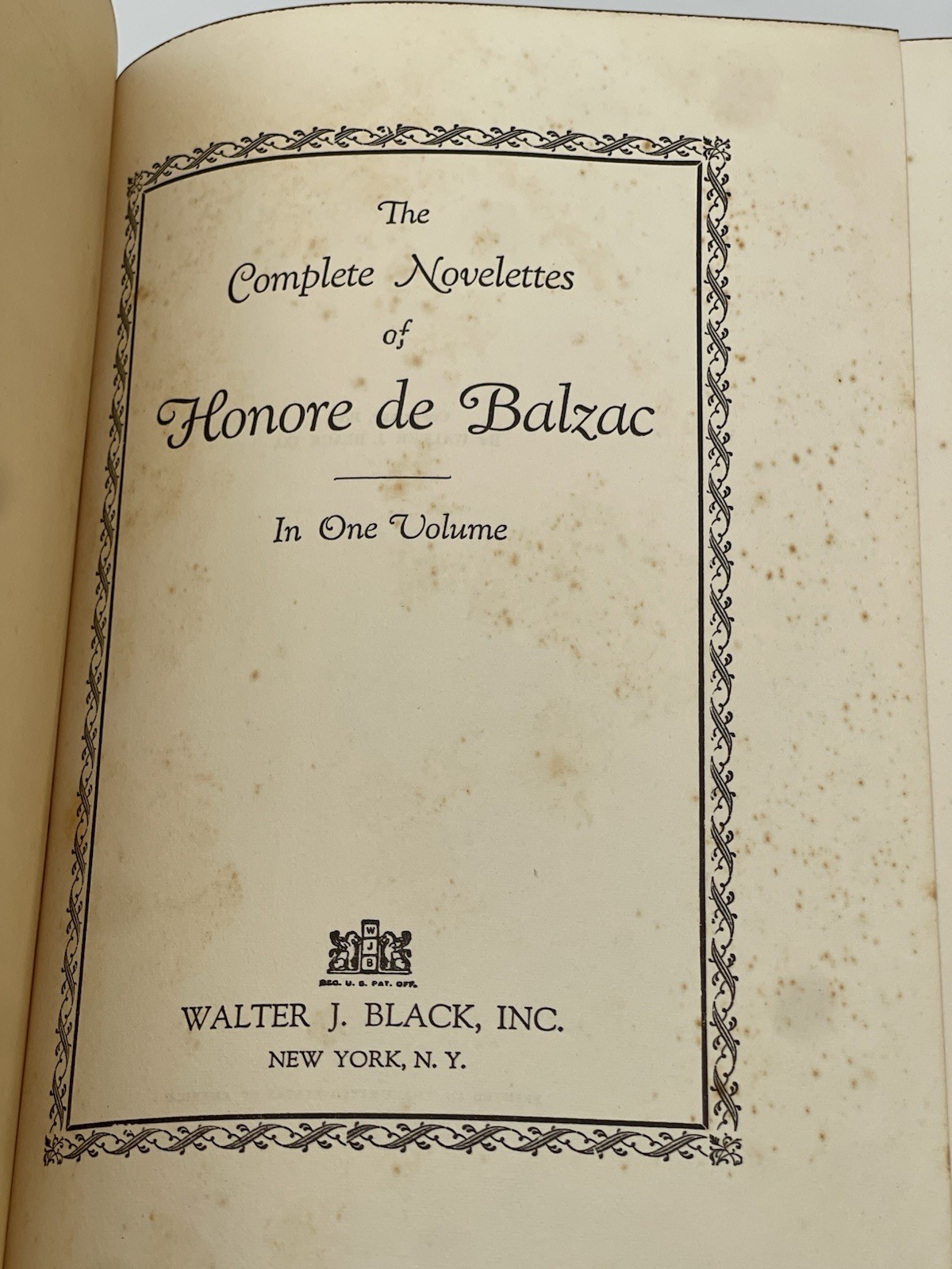 Complete Novelettes of Honore de Balzac | 1926 Antique Hardcover w/ Sprayed Edge
