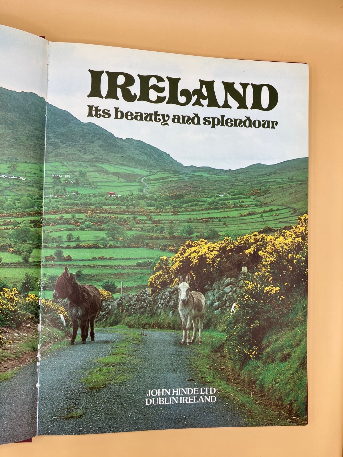 Ireland: It’s Beauty and Splendor by John Hinde, Hardcover with DJ, 1990