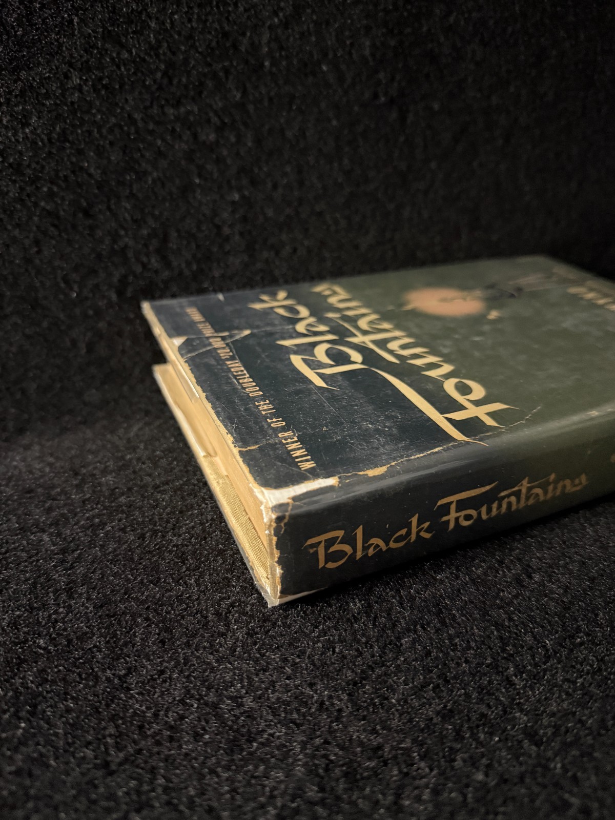 Black Fountains by Oswald Wynd HC/DJ Doubleday 1947 Vintage (First Edition)