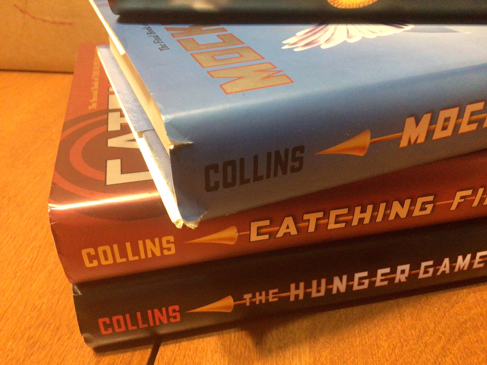 Lot Of 4 HUNGER GAMES Books COLLINS HCDJ Catching Fire MOCKINGJAY Songbirds