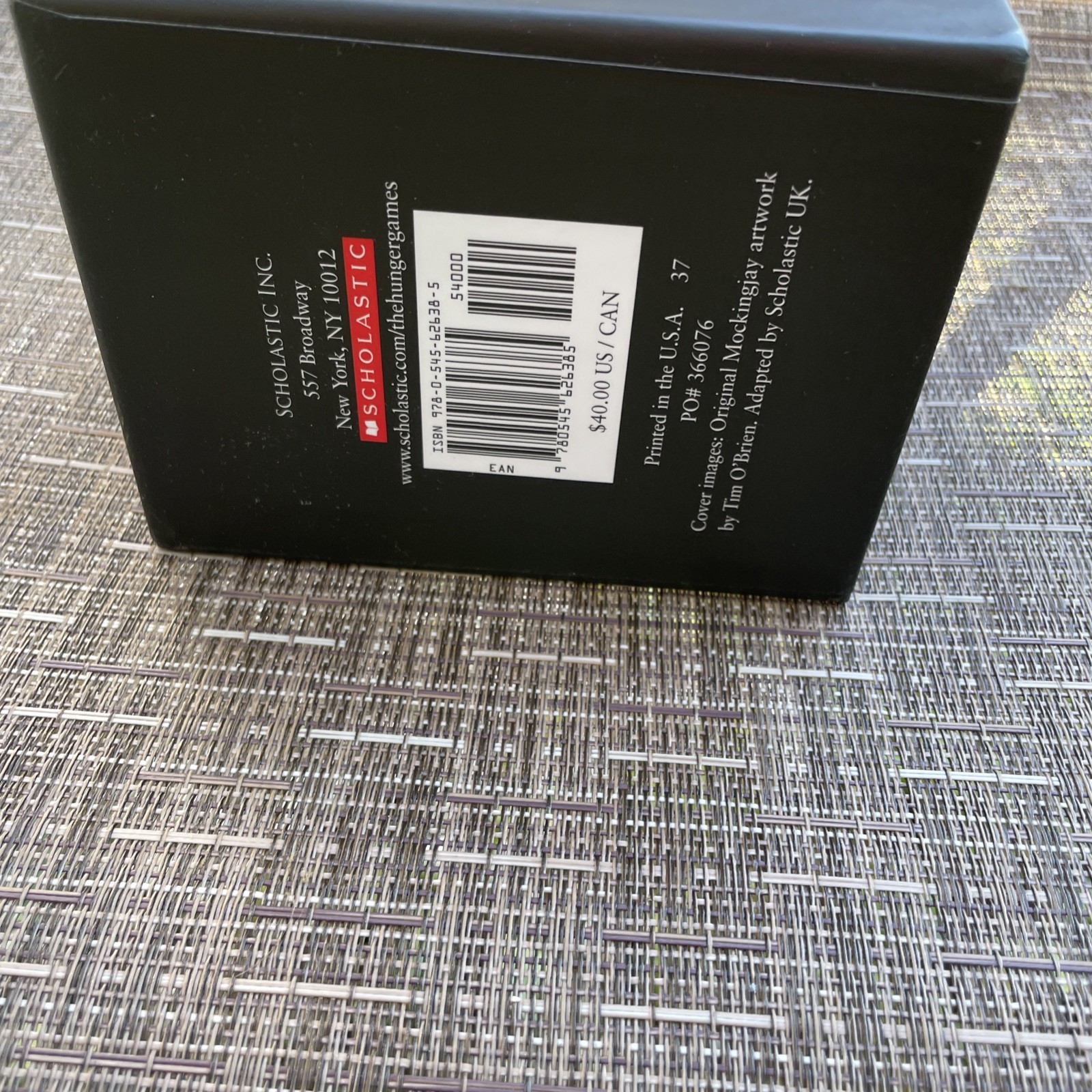 THE HUNGER GAMES – TRILOGY BOX SET 3 BOOKS By Suzanne Collins Scholastic Novel