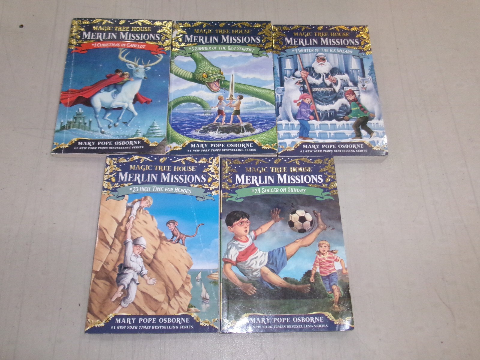 Merlin Missions Series by Mary Pope Osborne (9 From Series) JUV 170