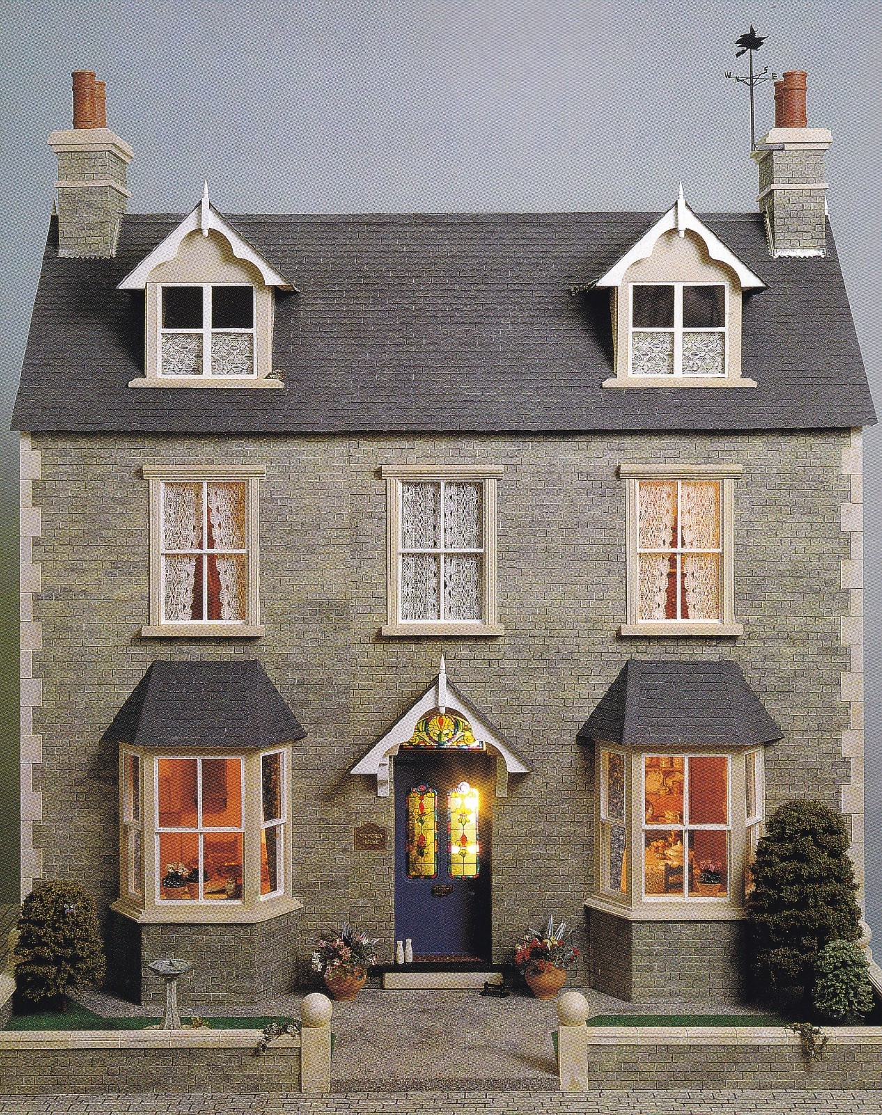 MAKING DOLLS’ HOUSE INTERIORS IN 1/12 SCALE decor furnishings kitchen tudor room