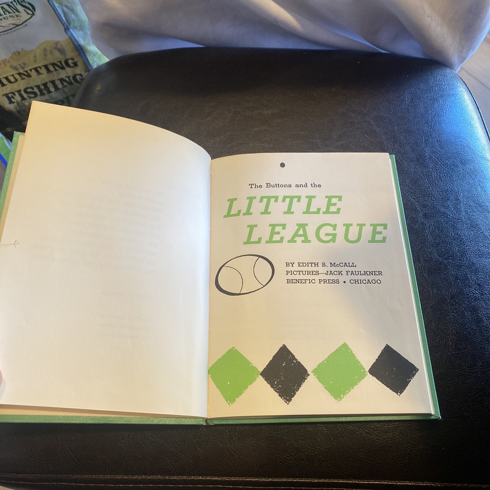 THE BUTTONS AND THE LITTLE LEAGUE ~ McCall / Faulkner ~ Benefic Press ~ 1958 HC