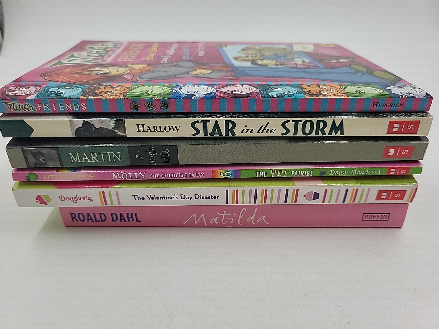 Girls, Youth, Reading books, Assort, For ages 7-11. Lot Of 6