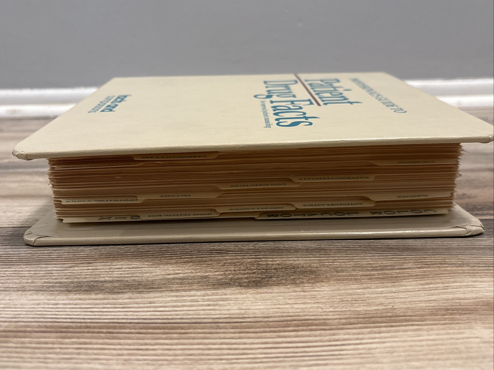 Professionals Guide To Patient Drug Facts And Comparisons 1995 Wolters Kluwer Co