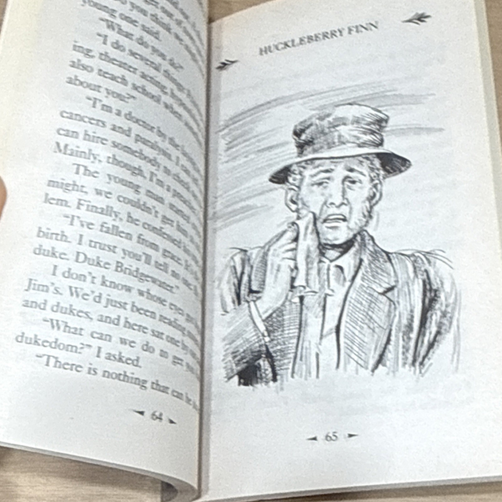 Bendon Publishing Adventures of Huckleberry Finn Mark Twain Paperback Illustrat…