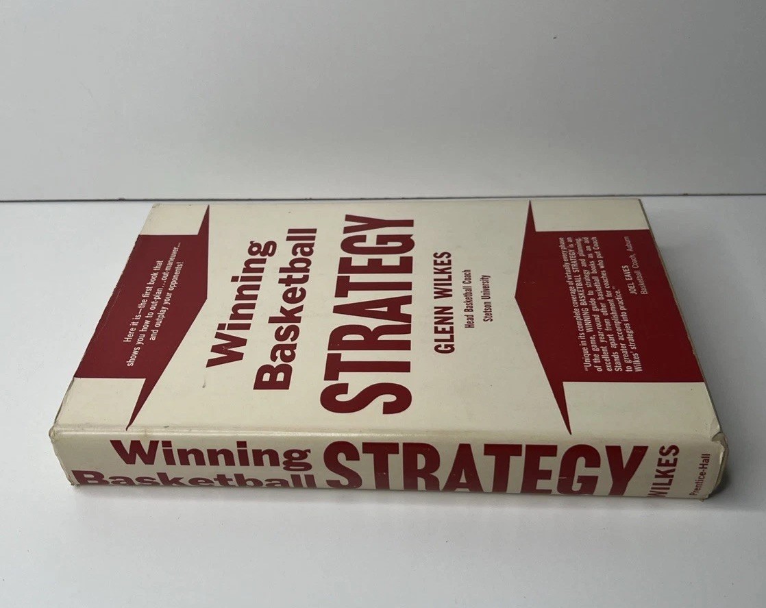 Winning Basketball Strategy by Glenn Wilkes HC 1st Edition 4th Printing 1962
