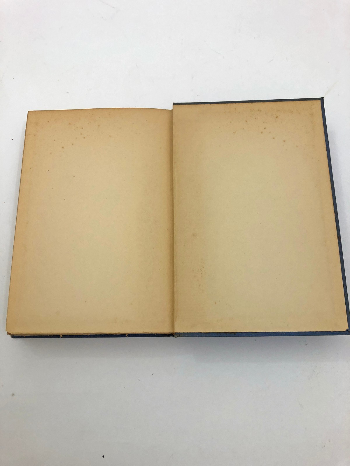 The Expanding Universe Sir Arthur Eddington February 1933 1st Edition HB