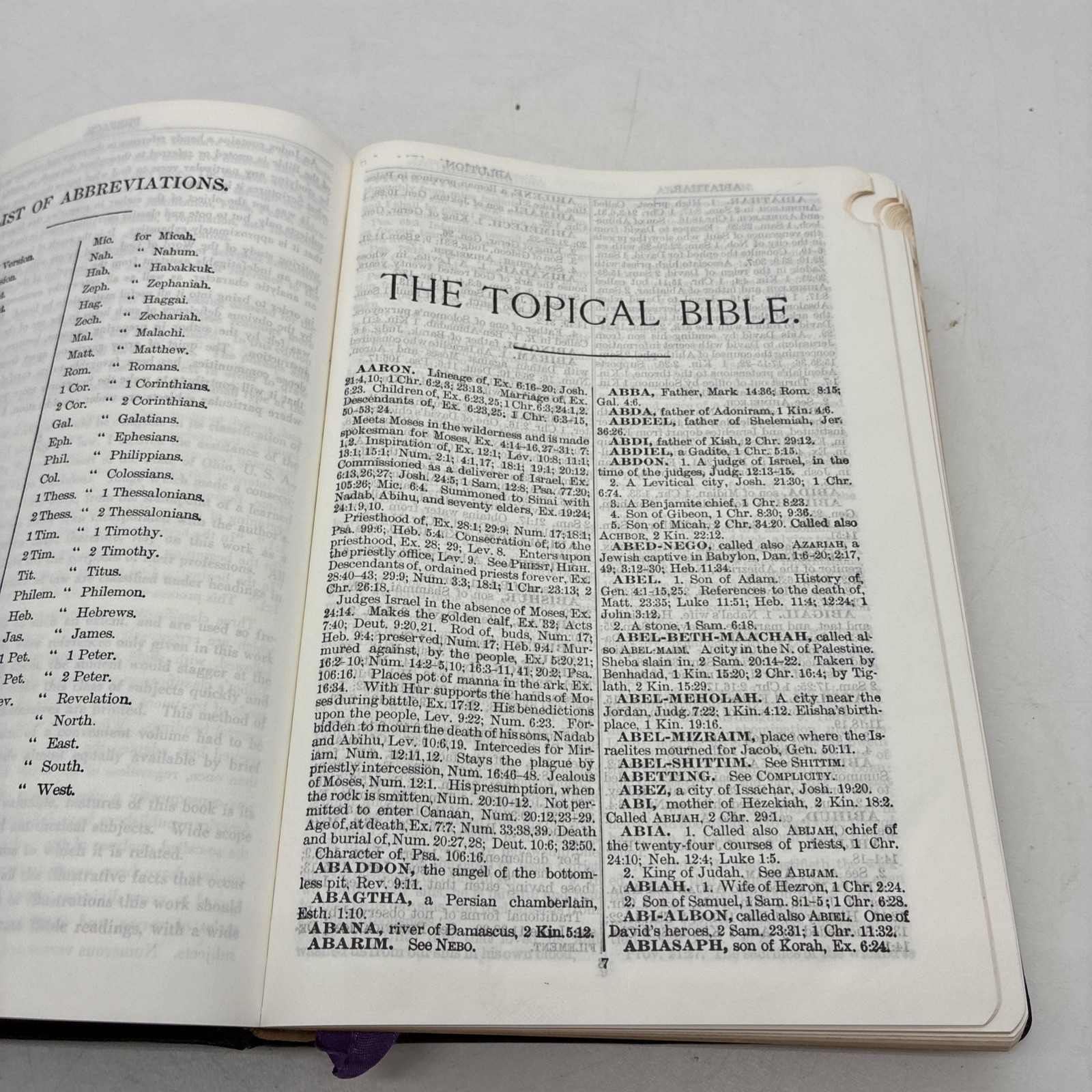Nave’s Topical Bible 1962, Southwestern, Indexed, Leather Very Good Condition