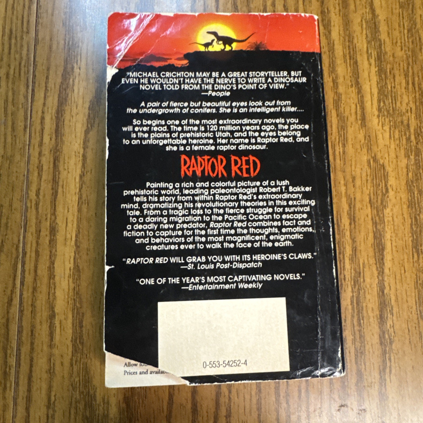 RAPTOR RED Paperback Book 1996 ROBERT T. BAKKER Dinosaurs HOLOGRAM COVER