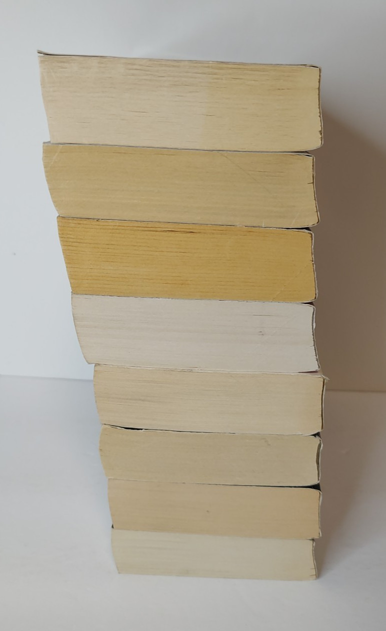 Mixed Authors Lot/8 Trade Paperback Novels Crime Thriller Suspense
