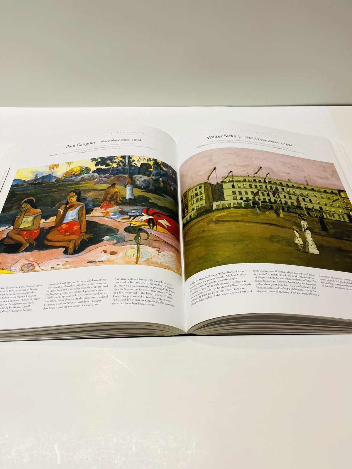 World Art: The Essential Illustrated History Hardback Book