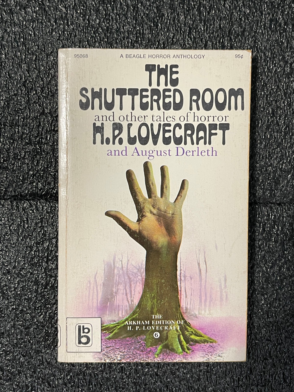 HP LOVECRAFT Shuttered Room August Derleth 1970 vtg pb 1st Supernatural Horror