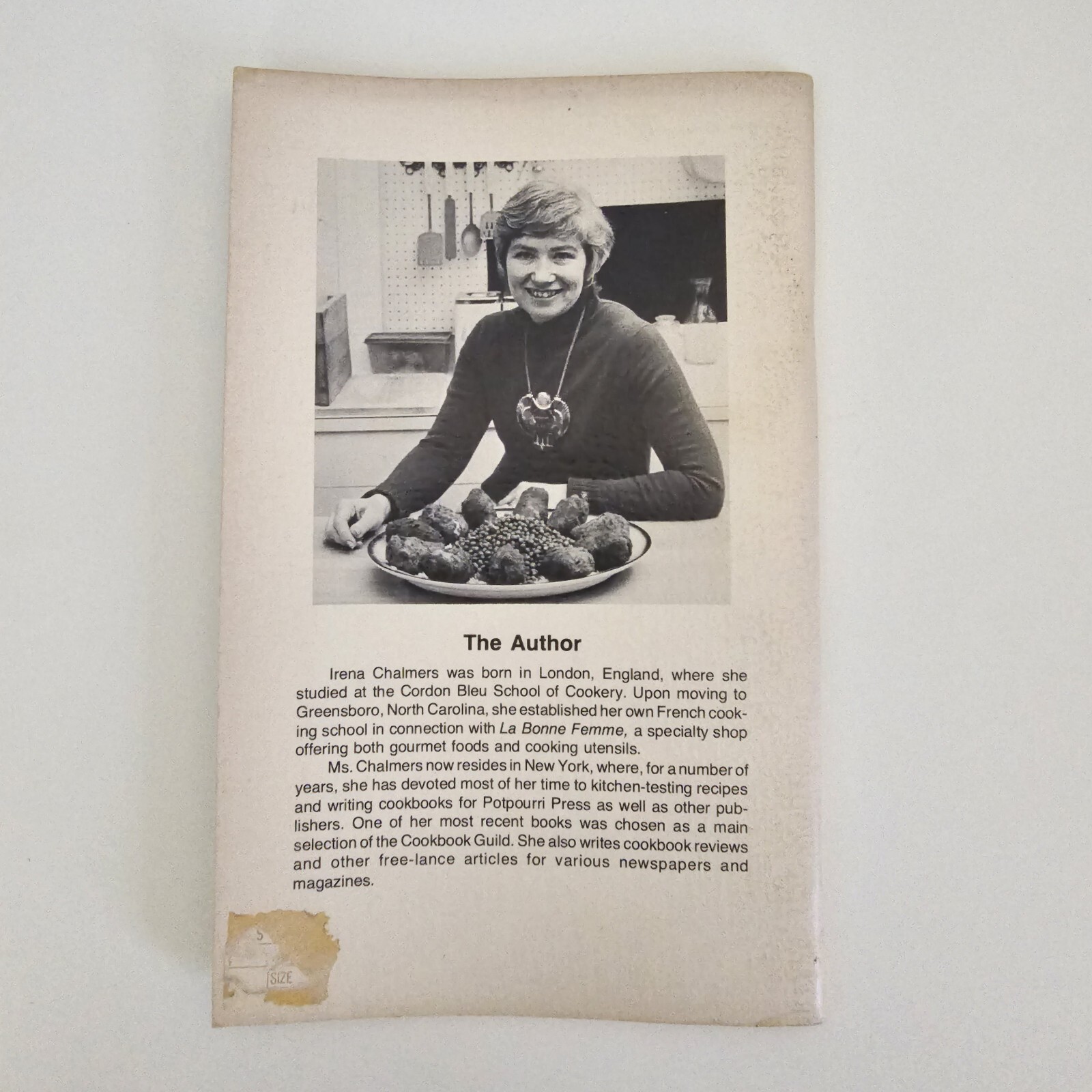 SALADS WELL DRESSED / By Irene Chalmers / Potpourri Press / 1970