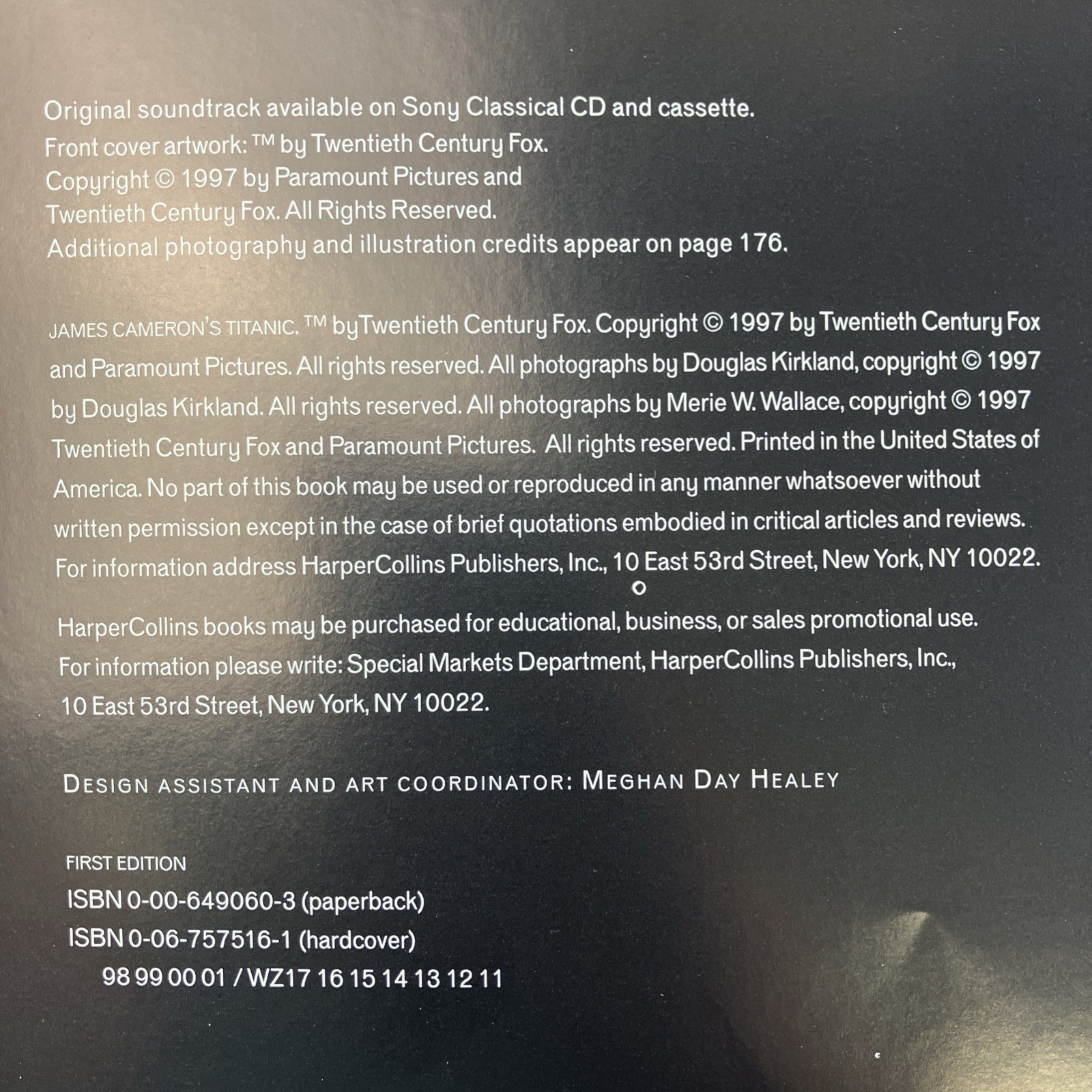 Titanic Book. Behind The Scenes. 178 Pages. James Cameron’s Titanic Story