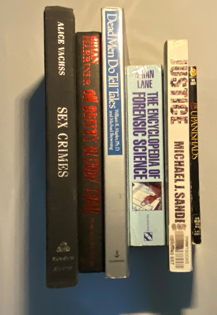 Forensics/True Crime/Philosophy Paperback Book Lot 6 [True Detective]