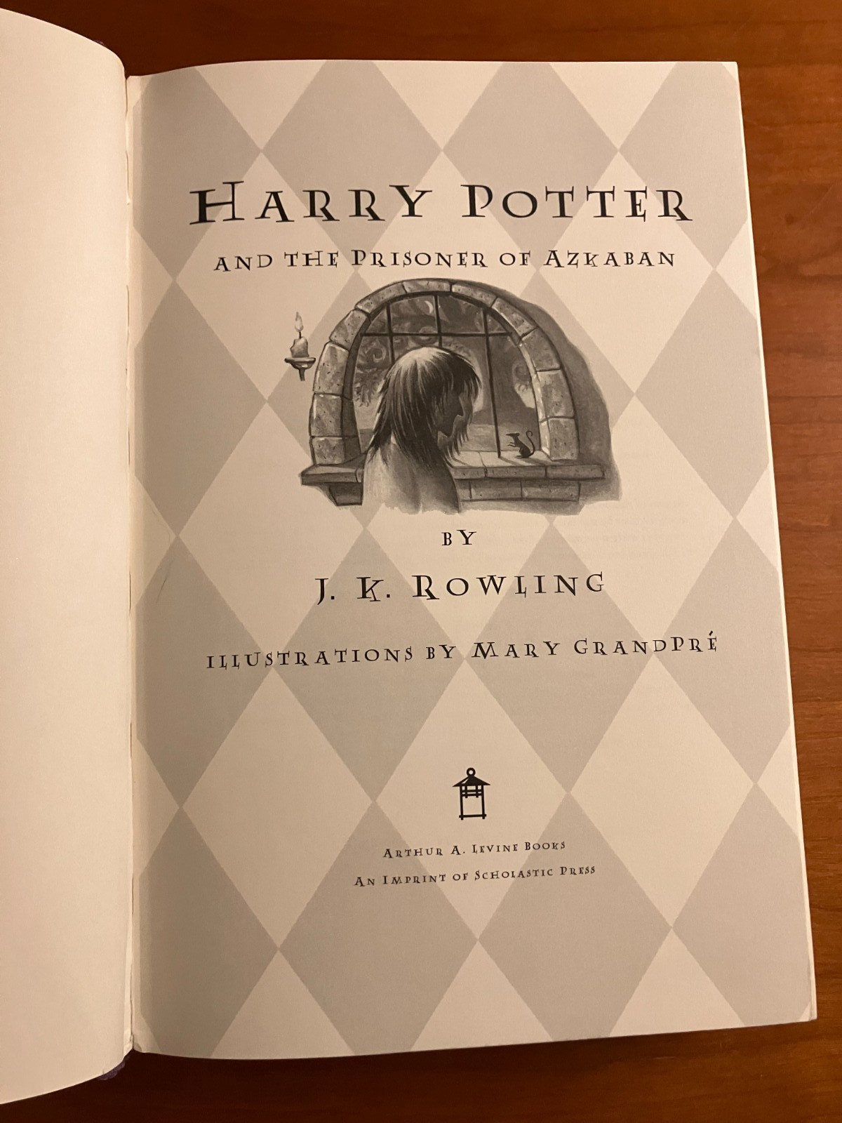 Harry Potter and the Prisoner of Azkaban by J. K. Rowling (1999 Hardcover)