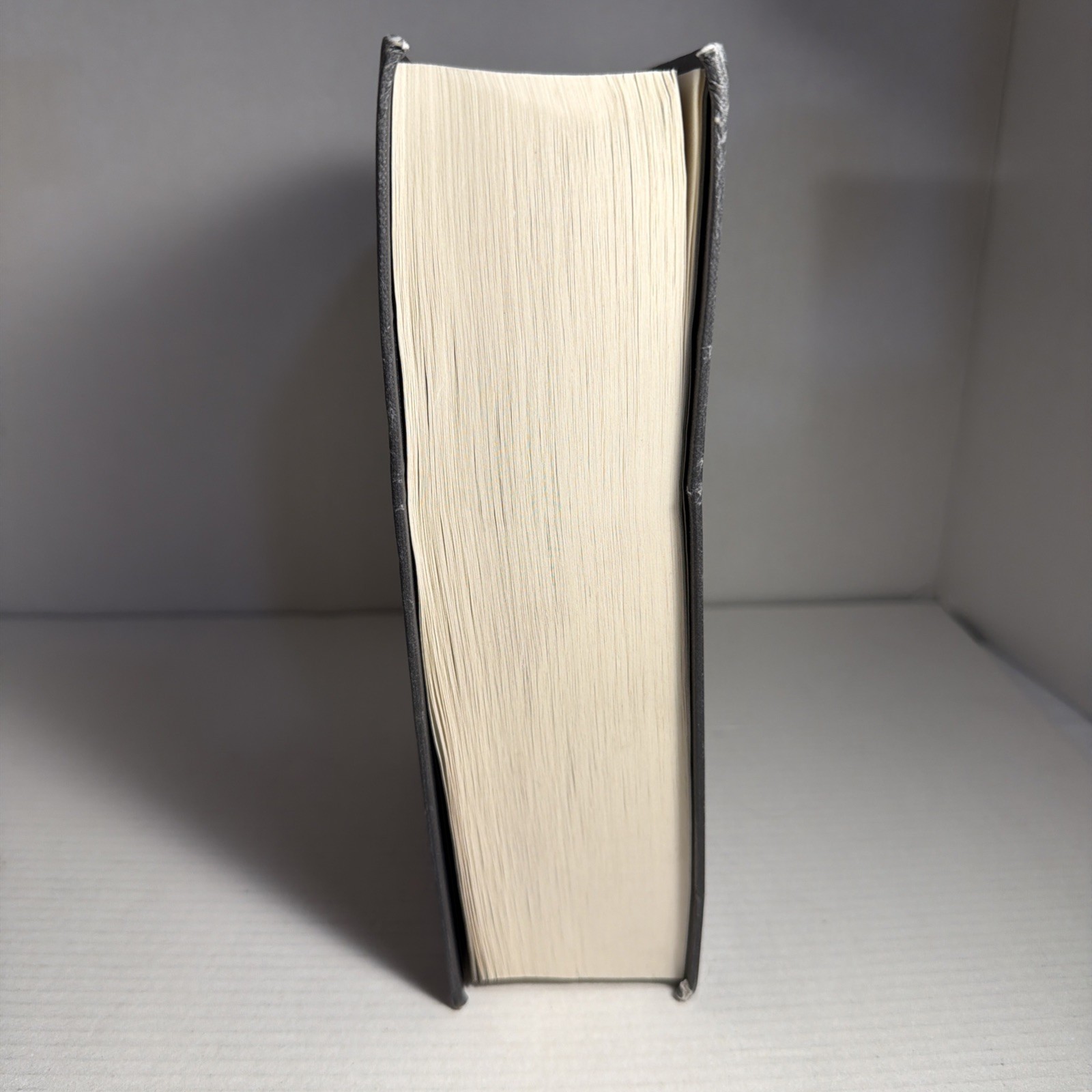 Well of Ascension Mistborn #2 Brandon Sanderson Hardcover *Heavy damage