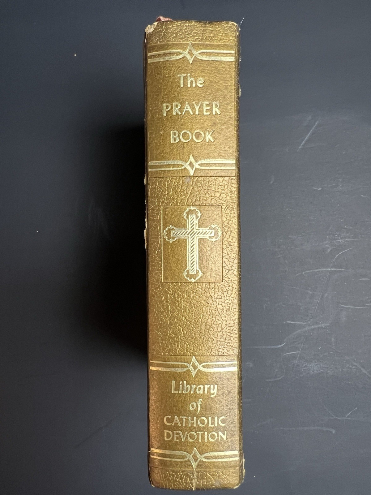 THE CATHOLIC MISSAL The Catholic Press 1959 HC Gold Gilded
