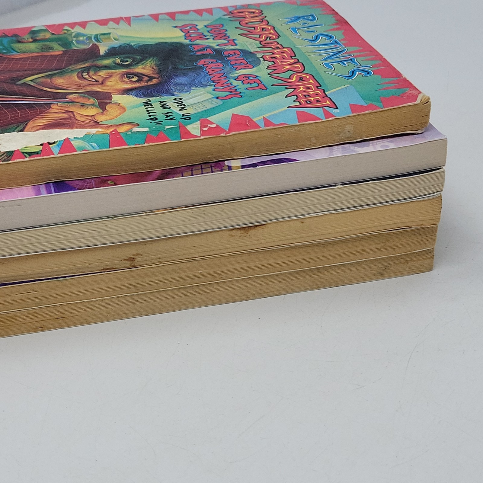 Goosebumps Books Lot Of 8 Paperback R.L. Stine Scholastic 1990s – 2000s