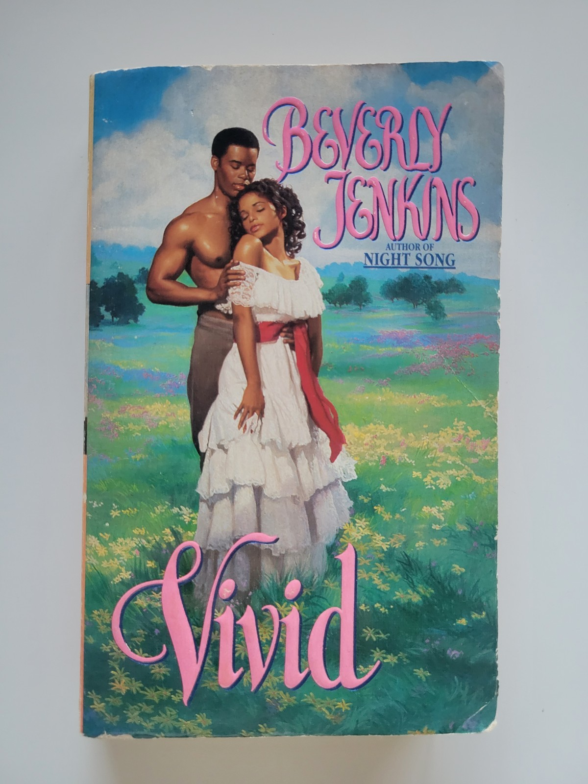 1995 VIVID BEVERLY JENKINS PAPERBACK 1ST EDITION COVER ROMANCE FIRST AVON VTG