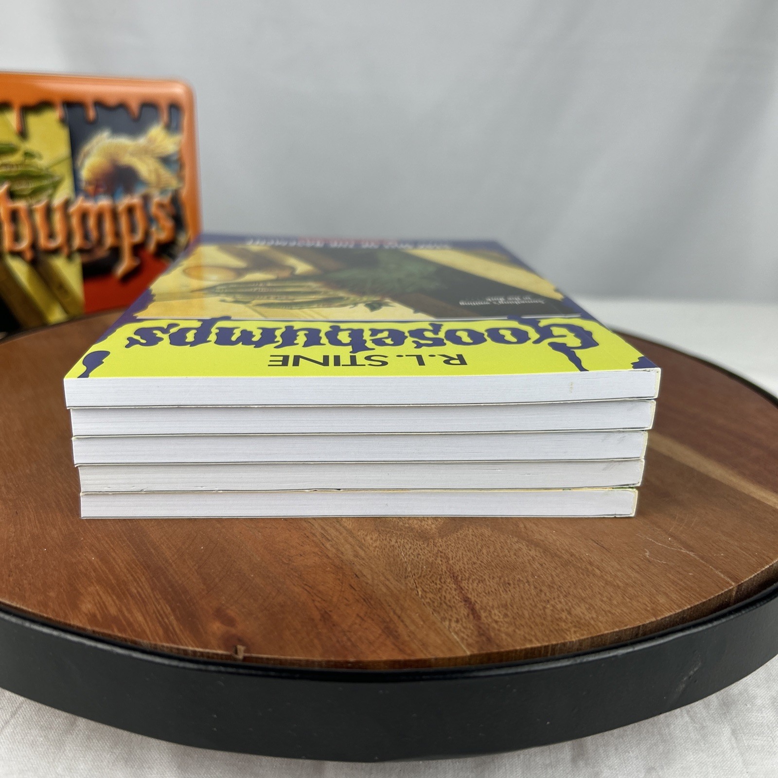Goosebumps Retro Fear Limited Edition Collectible Tin Book Set Orange VGC Books