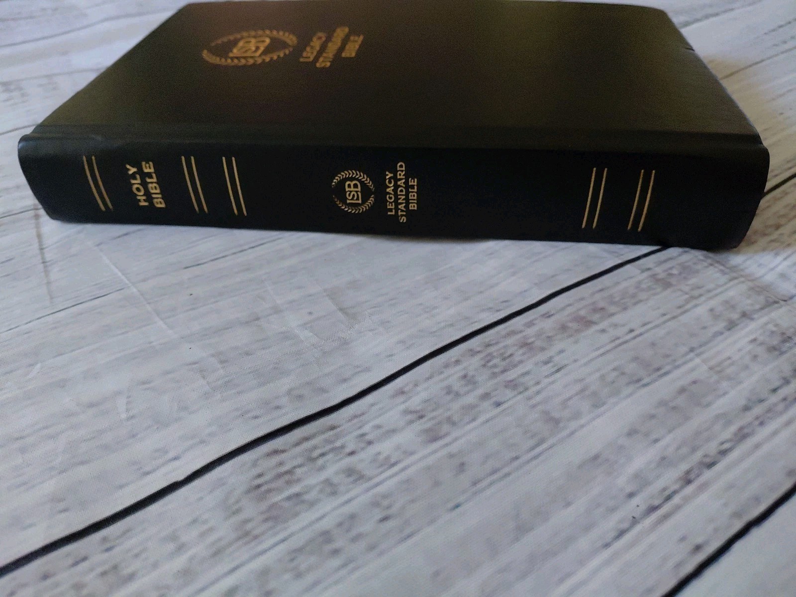 LSB Holy Bible Black Hardcover: Legacy Standard Bible 2 Column Verse By Verse