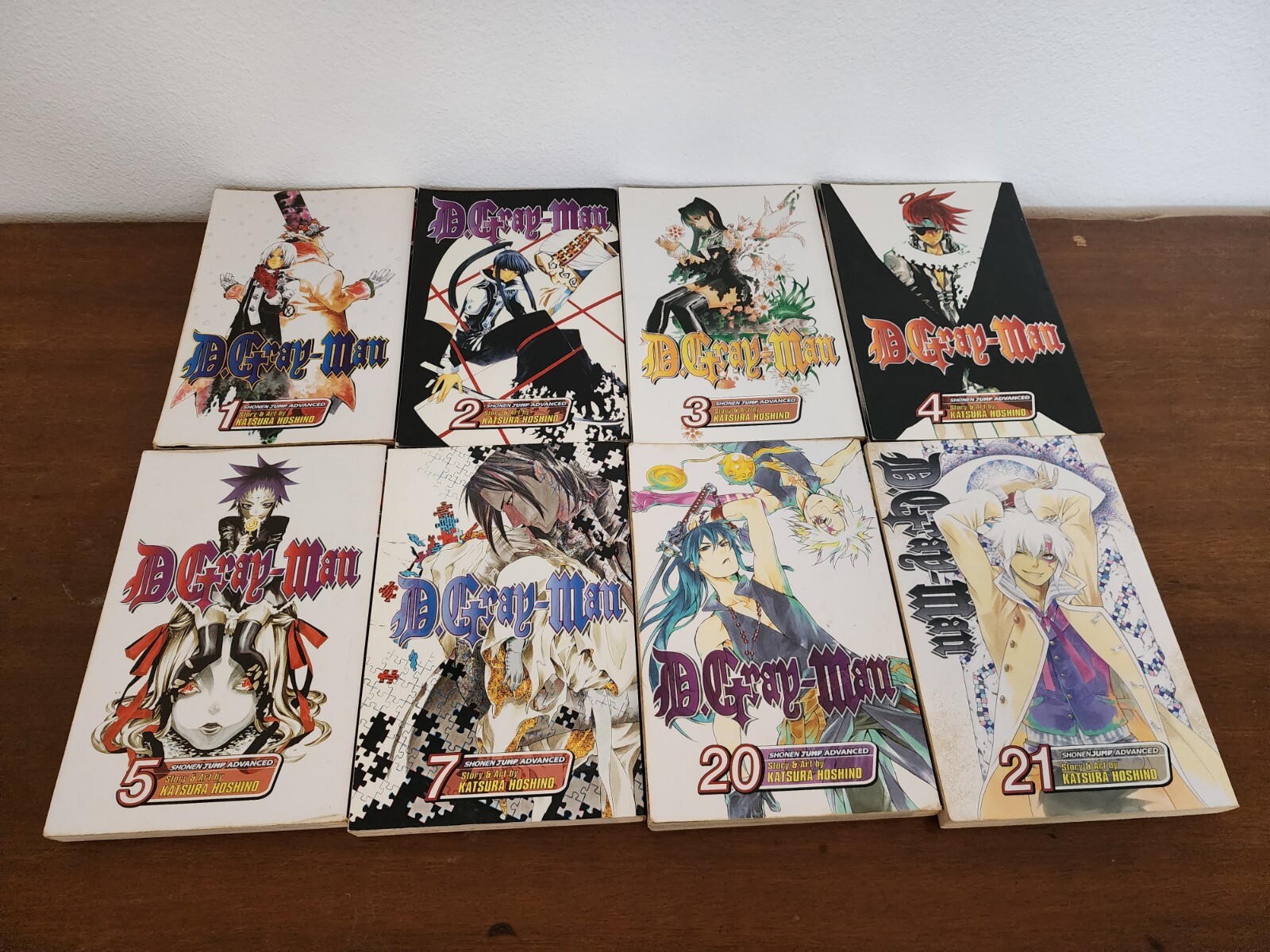 D.Gray man Volumes 1,2,3,4,5,7,20,21 Manga Lot of 8, English Shonen Jump Anime