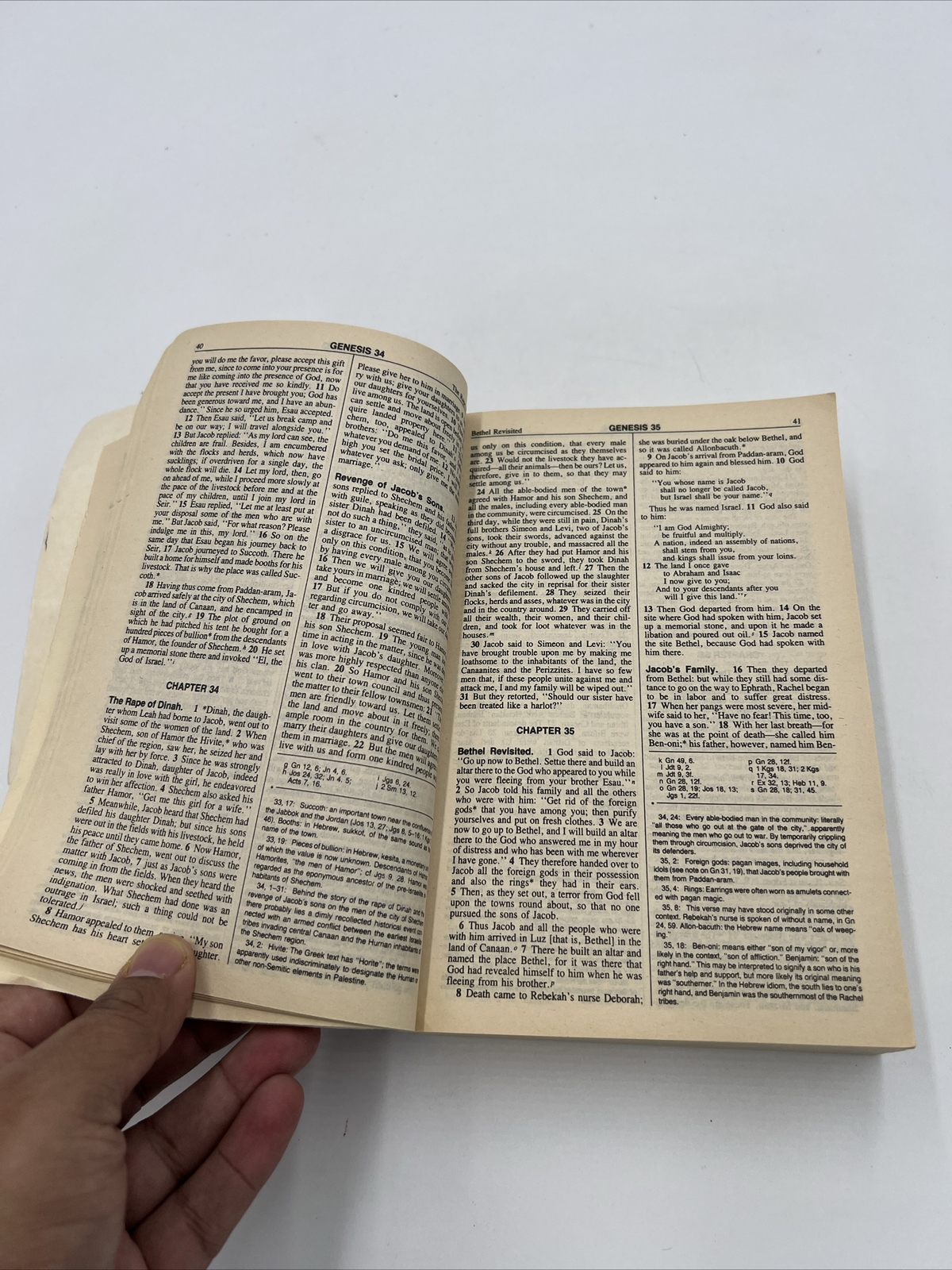 Vintage The New American Bible – World Catholic Press 1991