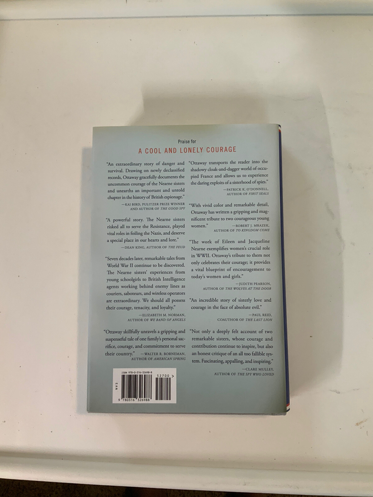 A COOL AND LONELY COURAGE-The Untold Story of Sister Spies-HB-DJ-pre-owned