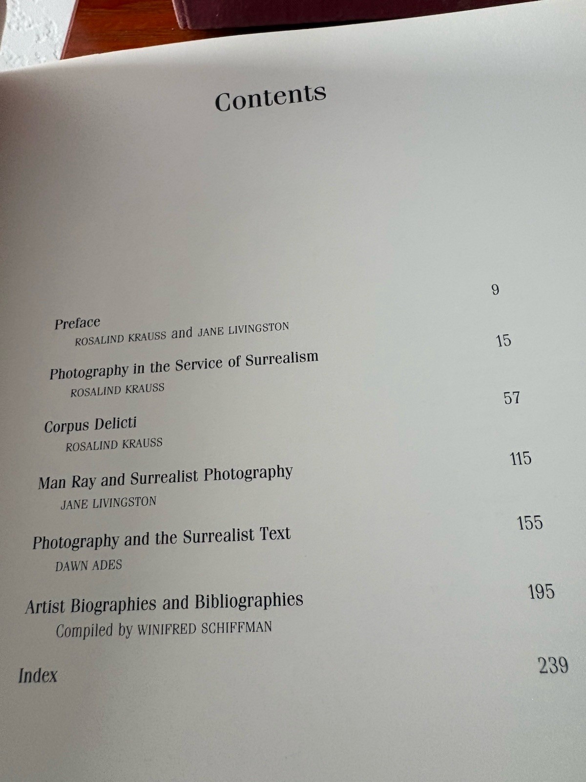 Amour Fou : Photography and Surrealism by Rosalind E. Krauss and Jane Livingston