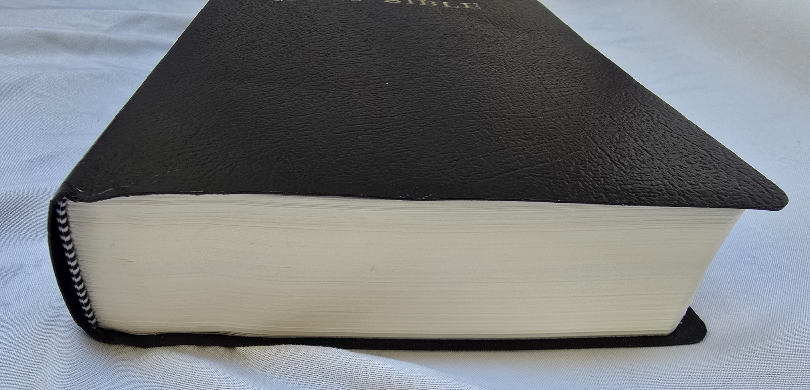 King James Version Reference Edition Black Bonded Leather Holy Bible 9×5.5 2022